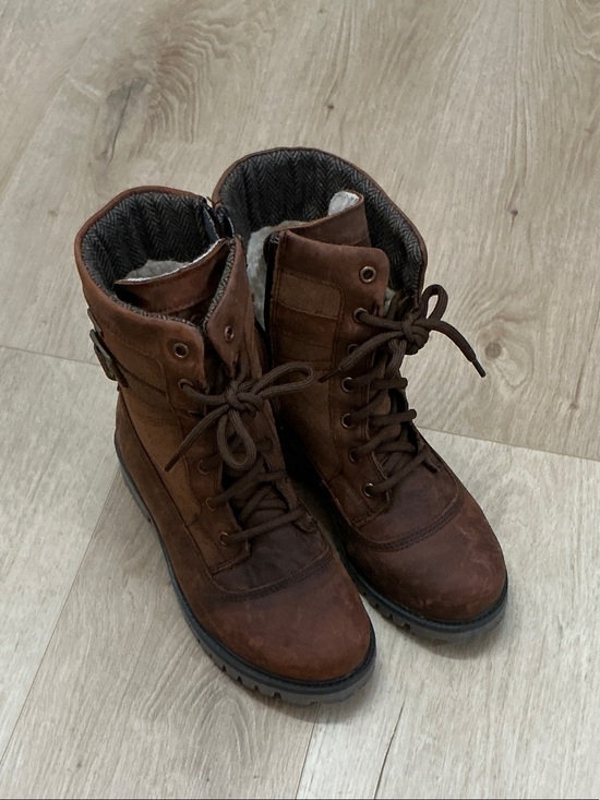 Kamik Shoes - Kamik Brown Lace-Up Women's Boots